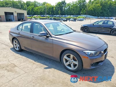 Czwarte zdjęcie samochodu z boku: 2015 BMW 328 XI SULEV VIN:WBA3B5G57FNS13753 - miniatura