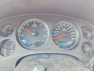 Zdjęcie 9 z 13 samochodu: 2014 GMC YUKON XL DENALI VIN:1GKS2MEF5ER198539 - miniatura