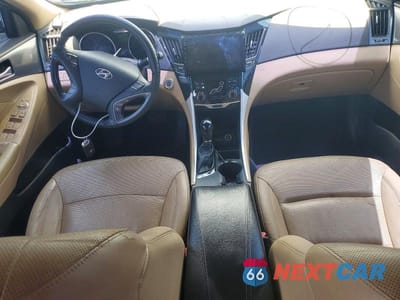 Zdjęcie 8 z 12 samochodu: 2012 HYUNDAI SONATA HYBRID VIN:KMHEC4A43CA059351 - miniatura
