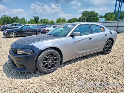 2015 DODGE CHARGER SXT 2C3CDXJG1FH817895 - główne zdjęcie licytacji z USA - miniatura