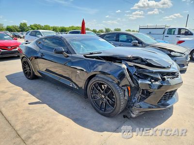 Czwarte zdjęcie samochodu z boku: 2018 CHEVROLET CAMARO SS VIN:1G1FH1R73J0100581 - miniatura