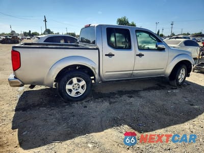 Trzecie zdjęcie samochodu z tyłu: 2006 NISSAN FRONTIER SE VIN:1N6AD07U26C451839 - miniatura