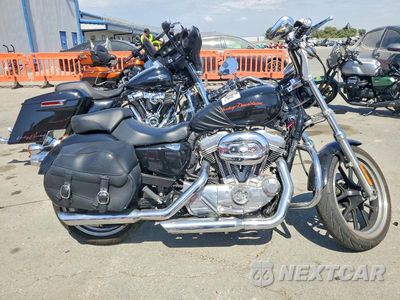 2011 HARLEY-DAVIDSON XL883 L 1HD4CR21XBC430573 - główne zdjęcie licytacji z USA - miniatura