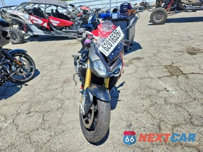 Drugie zdjęcie samochodu z przodu: 2016 BMW S 1000 R VIN:WB10D1206GZ696261 - miniatura
