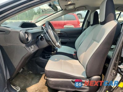 Zdjęcie 7 z 13 samochodu: 2015 TOYOTA PRIUS C ONE VIN:JTDKDTB32F1107043 - miniatura