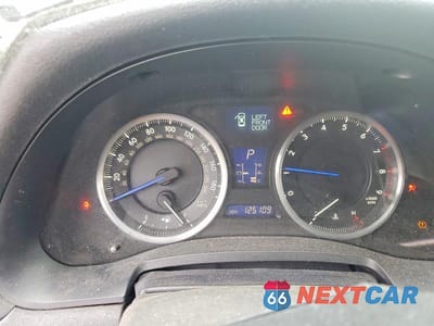 Zdjęcie 9 z 13 samochodu: 2008 LEXUS IS F BASE VIN:JTHBP262785002172 - miniatura