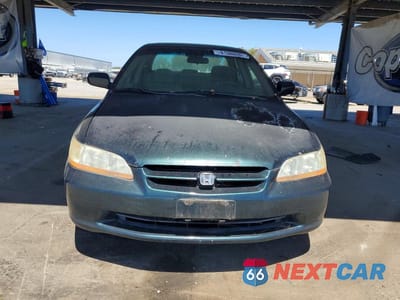 Piąte zdjęcie samochodu w środku: 1999 HONDA ACCORD LX VIN:JHMCG6658XC025587 - miniatura