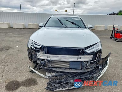 Piąte zdjęcie samochodu w środku: 2017 AUDI A4 ALLROAD PRESTIGE VIN:WA19NAF46HA086469 - miniatura