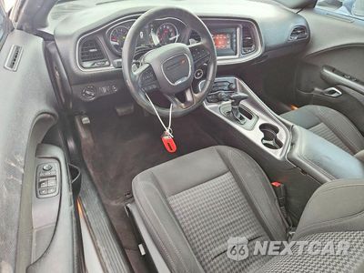 Zdjęcie 8 z 13 samochodu: 2017 DODGE CHALLENGER R/T VIN:2C3CDZBT6HH622644 - miniatura