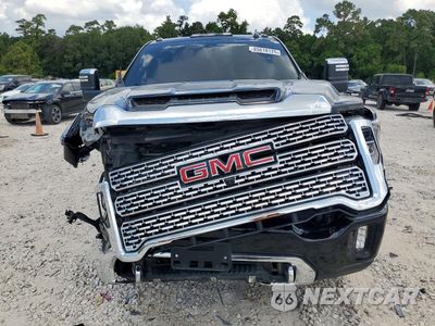 Piąte zdjęcie samochodu w środku: 2020 GMC SIERRA K2500 DENALI VIN:1GT49REY2LF105649 - miniatura