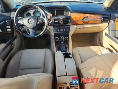 Zdjęcie 8 z 13 samochodu: 2012 MERCEDES-BENZ GLK 350 VIN:WDCGG5GB0CF769866 - miniatura