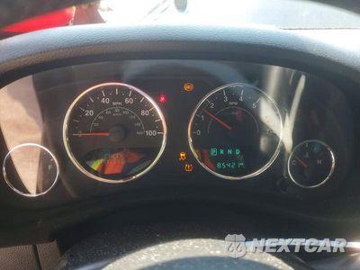 Zdjęcie 9 z 12 samochodu: 2016 JEEP WRANGLER UNLIMITED SPORT VIN:1C4BJWDG3GL115667 - miniatura
