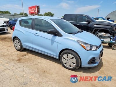 Czwarte zdjęcie samochodu z boku: 2016 CHEVROLET SPARK LS VIN:KL8CB6SA2GC614338 - miniatura
