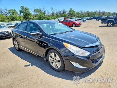 Czwarte zdjęcie samochodu z boku: 2015 HYUNDAI SONATA HYBRID LIMITED VIN:KMHEC4A46FA122950 - miniatura
