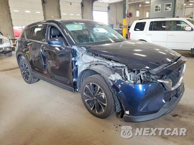 Czwarte zdjęcie samochodu z boku: 2022 MAZDA CX-5 PREMIUM VIN:JM3KFBDM6N1537125 - miniatura