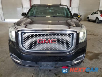Piąte zdjęcie samochodu w środku: 2016 GMC YUKON XL DENALI VIN:1GKS2HKJ2GR135417 - miniatura