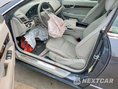 Zdjęcie 8 z 12 samochodu: 2010 MERCEDES-BENZ E 350 VIN:WDDKJ5GB3AF030480 - miniatura