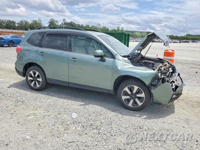 Czwarte zdjęcie samochodu z boku: 2018 SUBARU FORESTER 2.5I PREMIUM VIN:JF2SJAEC6JH617356 - miniatura