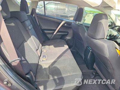 Zdjęcie 11 z 13 samochodu: 2018 TOYOTA RAV4 HYBRID XLE VIN:JTMRJREV6JD181824 - miniatura