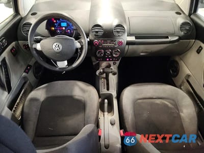 Zdjęcie 8 z 12 samochodu: 1998 VOLKSWAGEN NEW BEETLE VIN:3VWBB61C0WM037907 - miniatura