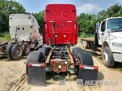 Zdjęcie 6 z 14 samochodu: 2011 FREIGHTLINER CASCADIA TRUCK CAB AND CHASSIS VIN:1FUJGLDR6BLAV6676 - miniatura