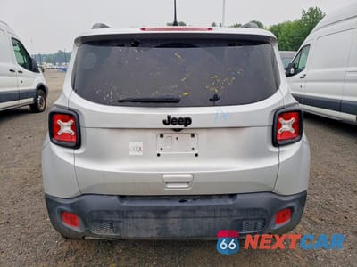 Zdjęcie 6 z 14 samochodu: 2020 JEEP RENEGADE LATITUDE VIN:ZACNJABB5LPL48766 - miniatura