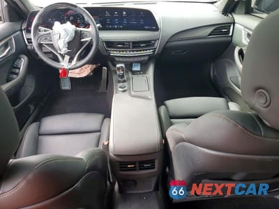 Zdjęcie 8 z 12 samochodu: 2026 CADILLAC CT5-V VIN:1G6DR5RW5T0112165 - miniatura