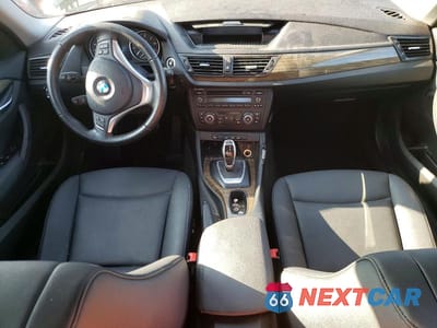 Zdjęcie 8 z 12 samochodu: 2014 BMW X1 XDRIVE28I VIN:WBAVL1C5XEVY20166 - miniatura