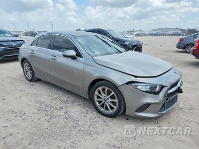 Czwarte zdjęcie samochodu z boku: 2021 MERCEDES-BENZ A 220 VIN:W1K3G4EB1MJ266482 - miniatura