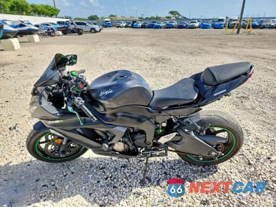 Trzecie zdjęcie samochodu z tyłu: 2015 KAWASAKI ZX636 E VIN:JKBZXJE13FA016180 - miniatura