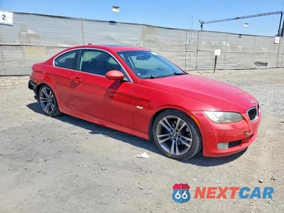 Czwarte zdjęcie samochodu z boku: 2008 BMW 328 I SULEV VIN:WBAWV13548P120229 - miniatura