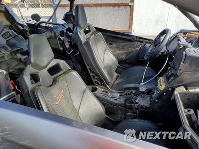 Piąte zdjęcie samochodu w środku: 2018 CAN-AM MAVERICK X3 UTILITY VEHICLE VIN:3JBVNAW44JK001382 - miniatura