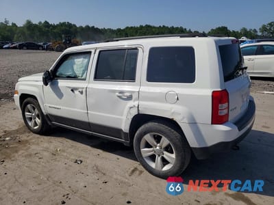 Drugie zdjęcie samochodu z przodu: 2014 JEEP PATRIOT LATITUDE VIN:1C4NJRFB7ED717415 - miniatura