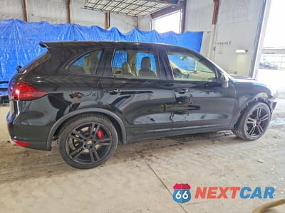 Trzecie zdjęcie samochodu z tyłu: 2013 PORSCHE CAYENNE TURBO VIN:WP1AC2A22DLA92514 - miniatura