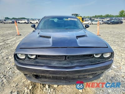 Piąte zdjęcie samochodu w środku: 2016 DODGE CHALLENGER R/T VIN:2C3CDZBT4GH245925 - miniatura
