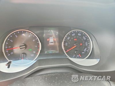 Zdjęcie 9 z 13 samochodu: 2021 TOYOTA RAV4 VIN:2T3W1RFV4MC108235 - miniatura