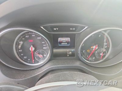 Zdjęcie 9 z 12 samochodu: 2019 MERCEDES-BENZ CLA 250 4MATIC VIN:WDDSJ4GB6KN720547 - miniatura