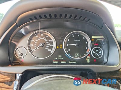 Zdjęcie 9 z 13 samochodu: 2018 BMW X5 XDRIVE35I VIN:5UXKR0C56JL073085 - miniatura