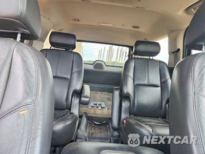 Zdjęcie 10 z 13 samochodu: 2008 CHEVROLET TAHOE K1500 VIN:1GNFK13028R119575 - miniatura