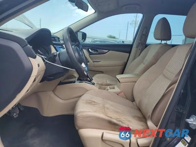 Zdjęcie 7 z 12 samochodu: 2017 NISSAN ROGUE S VIN:KNMAT2MT5HP540264 - miniatura