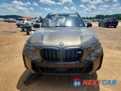 Piąte zdjęcie samochodu w środku: 2024 BMW X5 M60I VIN:5UX33EU0XR9T57740 - miniatura