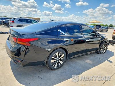Trzecie zdjęcie samochodu z tyłu: 2019 NISSAN ALTIMA SV VIN:1N4BL4DW4KC215524 - miniatura