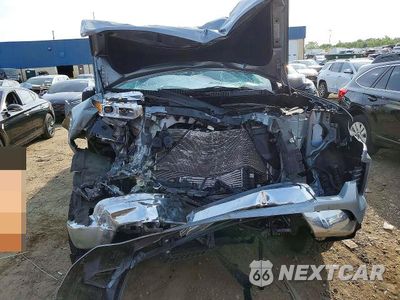 Piąte zdjęcie samochodu w środku: 2026 CHEVROLET SILVERADO K1500 LT-L VIN:1GCRKKEK0TZ100350 - miniatura