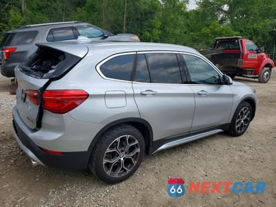 Trzecie zdjęcie samochodu z tyłu: 2020 BMW X1 XDRIVE28I VIN:WBXJG9C07L5R23778 - miniatura