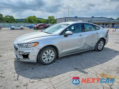 2019 FORD FUSION S 3FA6P0G79KR102060 - główne zdjęcie licytacji z USA - miniatura