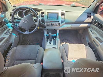 Zdjęcie 8 z 12 samochodu: 2005 TOYOTA TACOMA DOUBLE CAB PRERUNNER VIN:5TEJU62NX5Z138463 - miniatura