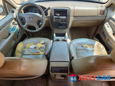Zdjęcie 8 z 13 samochodu: 2002 FORD EXPLORER LIMITED VIN:1FMZU65W72ZA58290 - miniatura