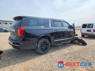 Trzecie zdjęcie samochodu z tyłu: 2021 GMC YUKON XL K1500 SLT VIN:1GKS2GKD4MR130820 - miniatura