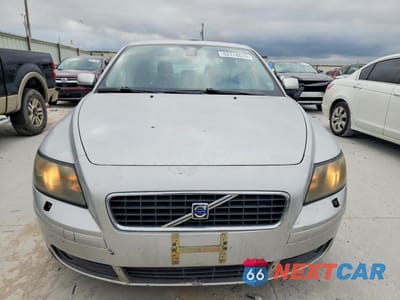 Piąte zdjęcie samochodu w środku: 2005 VOLVO S40 T5 VIN:YV1MS682952118445 - miniatura