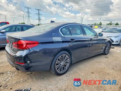 Trzecie zdjęcie samochodu z tyłu: 2019 BMW 530XE VIN:WBAJB1C59KB375191 - miniatura